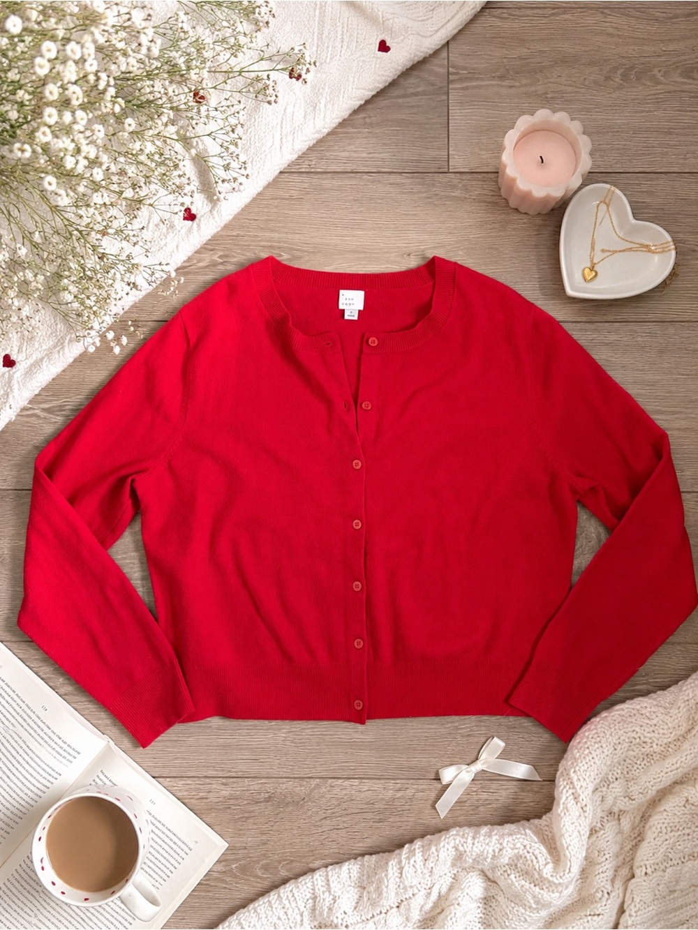 Bright Red Cropped Cardigan Sweater Button Front Cozy Preppy Women’s Size M